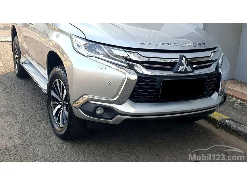 2017 Mitsubishi Pajero Sport Dakar 4X2 SUV