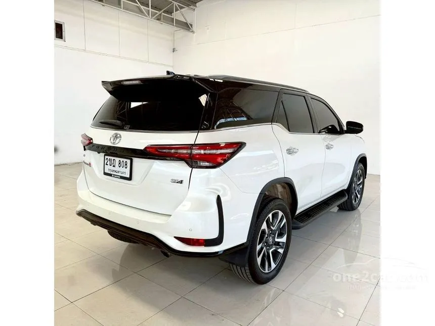 2021 Toyota FORTUNER Legender (Black top) SUV