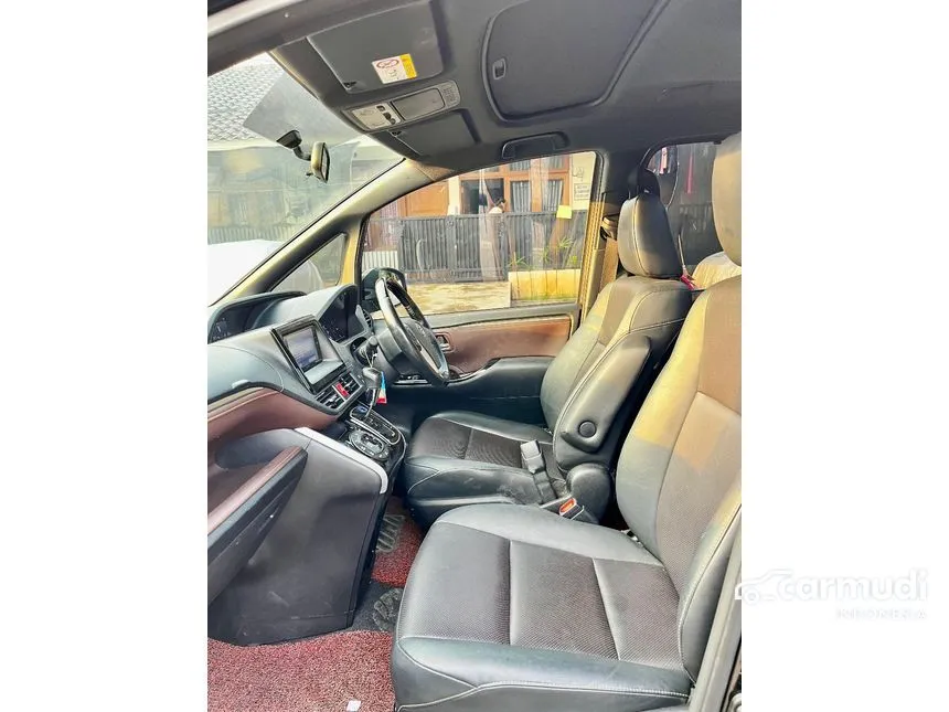 2018 Toyota Voxy MPV