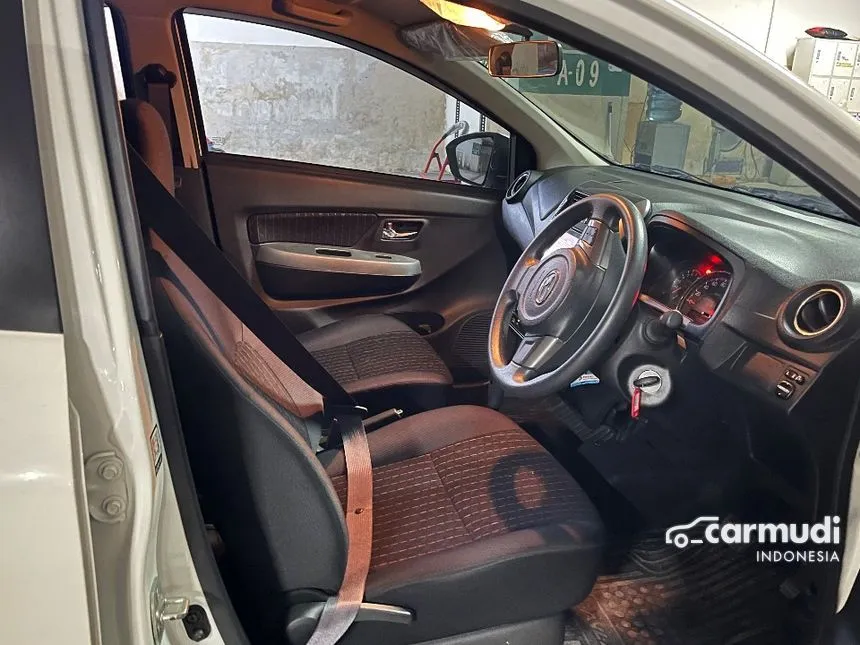 2022 Daihatsu Ayla R Hatchback