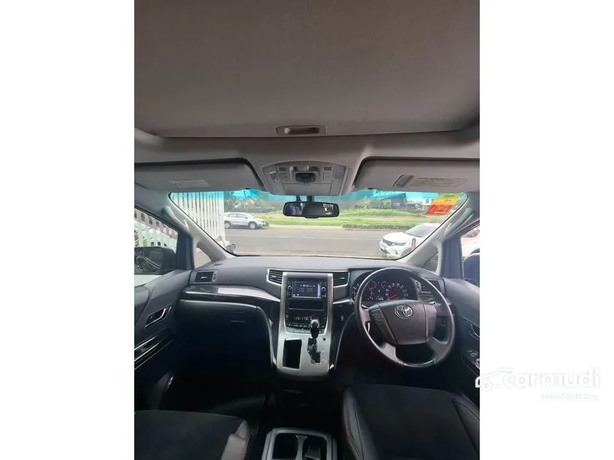 2013 Toyota Vellfire Z MPV
