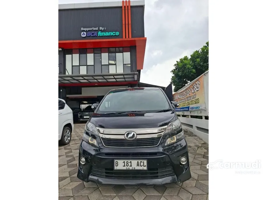 2013 Toyota Vellfire Z MPV