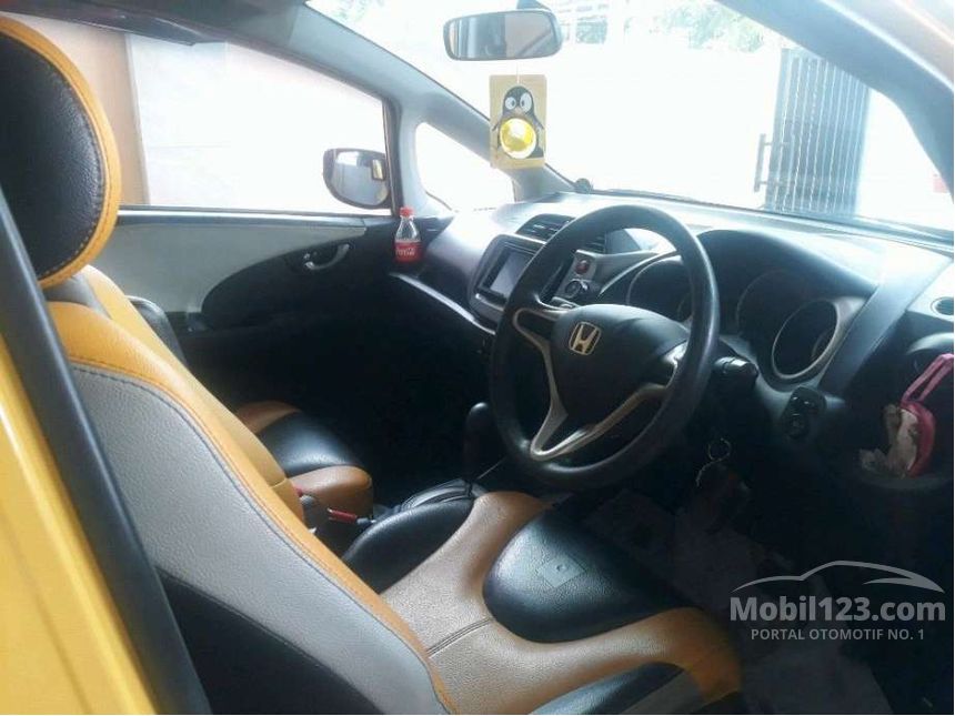 Jual Mobil  Honda  Jazz  2010 RS 1 5 di Kalimantan  Selatan  