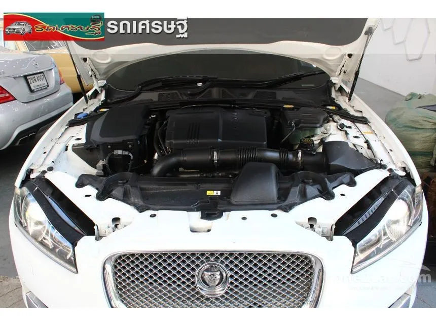 2012 Jaguar XF Sedan