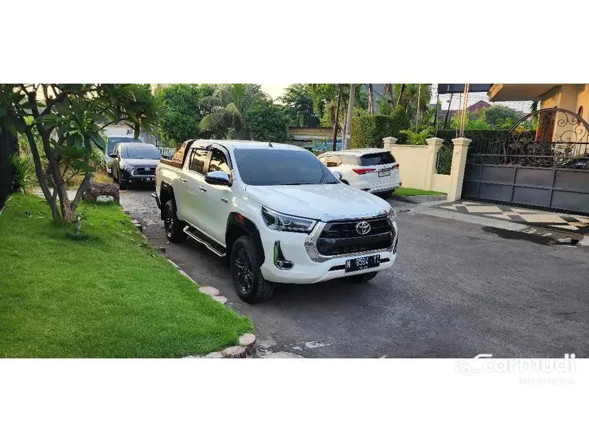 Jual Mobil Toyota Hilux 2021 V Dual Cab 2.4 di Jawa Timur Automatic Pick