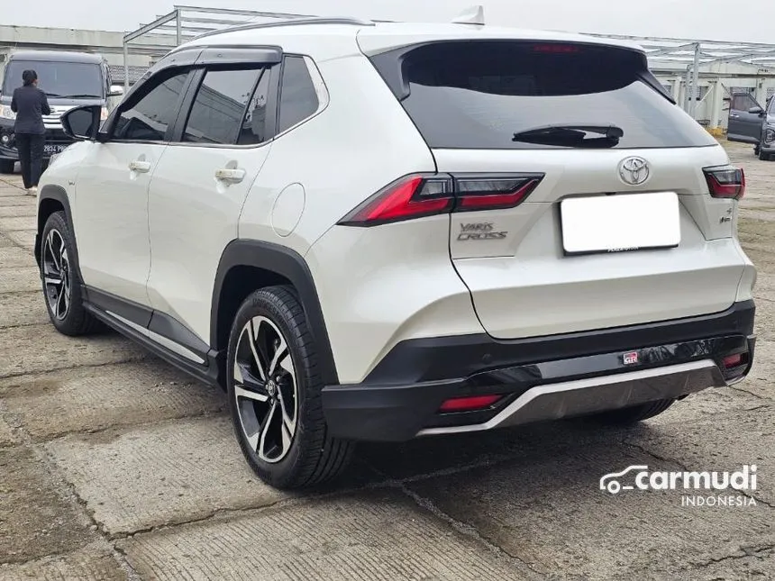 2024 Toyota Yaris Cross S with GR Parts Aero Pkg SUV