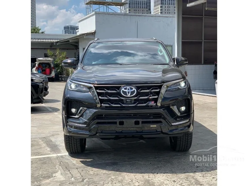 Jual Mobil Toyota Fortuner 2024 GR Sport 2.8 di DKI Jakarta Automatic SUV Hitam Rp 601.450.000