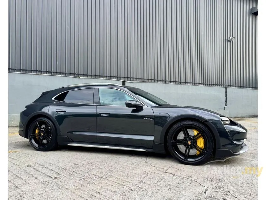 2022 Porsche Taycan 4S Cross Turismo Wagon
