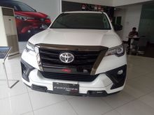 2020 Toyota Fortuner 2,4 TRD SUV