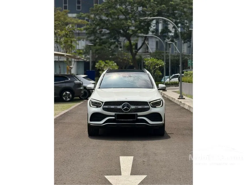 2021 Mercedes-Benz GLC200 AMG Line SUV
