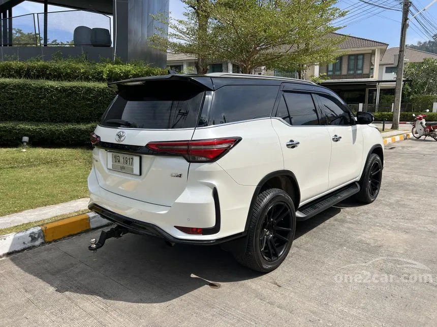 2020 Toyota FORTUNER Legender SUV