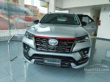 CUCI GUDANG FORTUNER VRZ TRD SPORTIVO NEW MODEL2020 GRATIS SPAREPART 4 TAHUN & V KOOL,DP 88 JUTA, BISA TUKAR TAMBAH SEMUA MERK DENGAN HARGA TINGGI