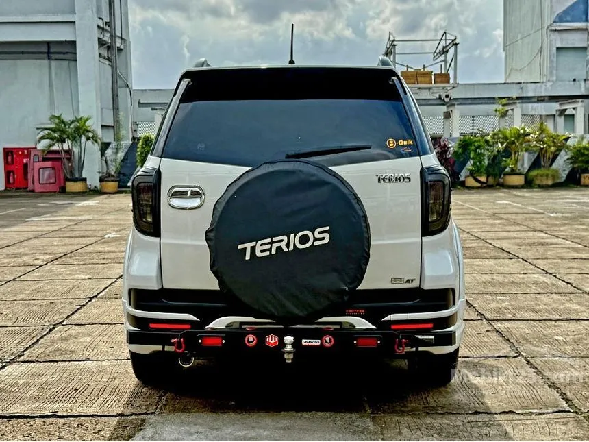 2016 Daihatsu Terios R Adventure SUV