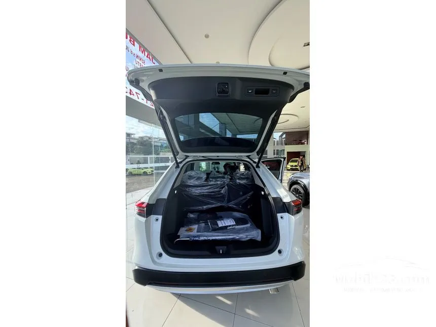 2025 Honda HR-V e:HEV SUV