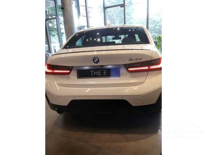 2025 BMW 330i M Sport Pro Sedan