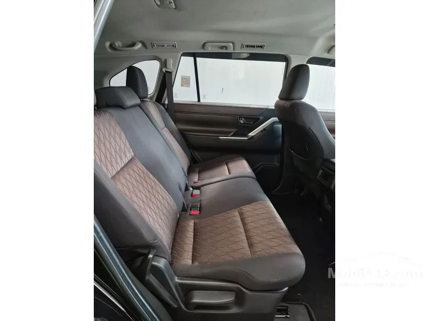 2024 Toyota Kijang Innova Zenix G HV (Premium Color) MPV