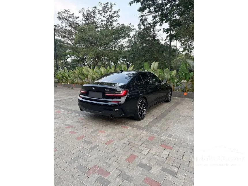 2022 BMW 330i M Sport Sedan