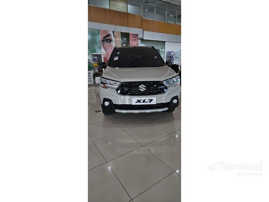 Jual Mobil Suzuki XL7 2024 ALPHA Hybrid 1.5 di Jawa Barat Automatic Wagon Lainnya Rp 250.000.000
