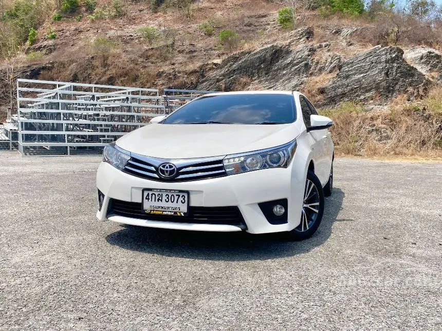 2015 Toyota Corolla Altis V Sedan