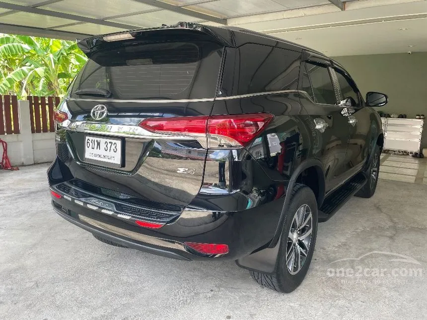 2016 Toyota FORTUNER V SUV