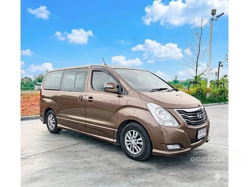 2015 Hyundai H-1 Deluxe Van