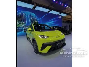 2025 BYD Atto 1 Standard Range Dynamic Hatchback