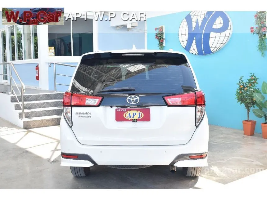 2021 Toyota Innova Crysta Wagon