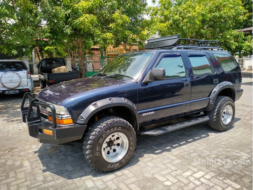 Jual Mobil Opel Blazer 2001 Montera LN 2.2 di Jawa Tengah  