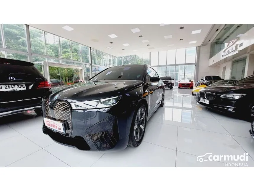 2023 BMW iX xDrive40 Sport SUV