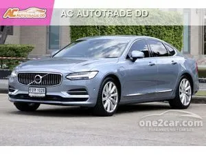 2018 Volvo S90 2.0 T8 Inscription Sedan