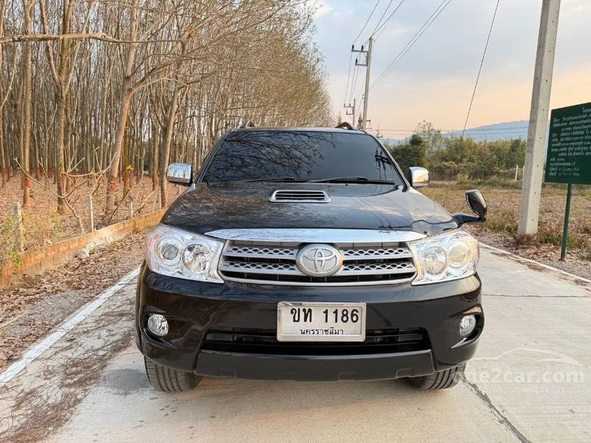 2005 Toyota Fortuner V SUV