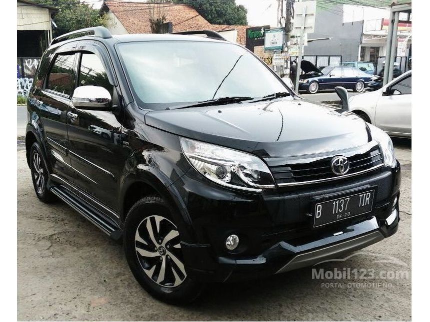 Jual Mobil Toyota Rush 2015 TRD Sportivo 1.5 di DKI 