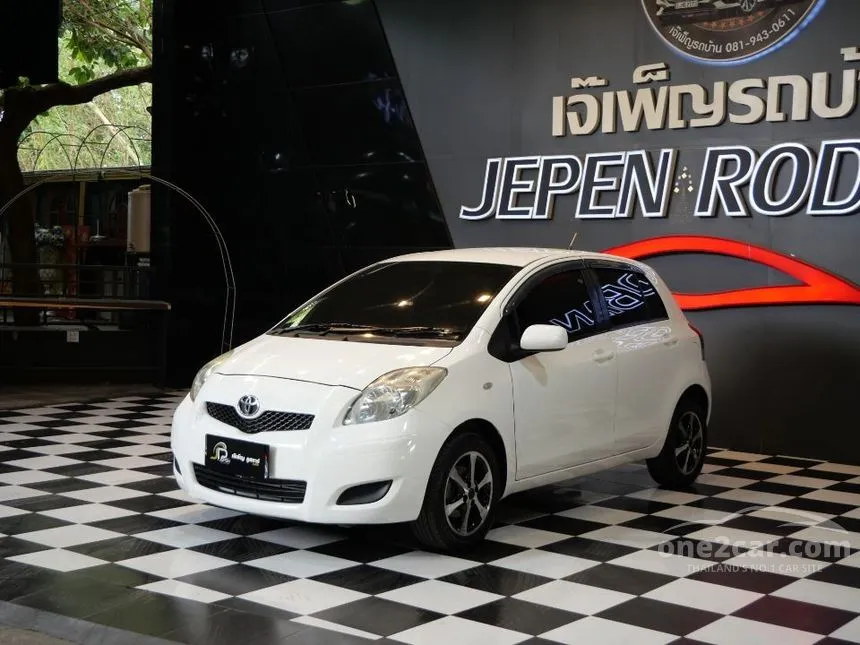2010 Toyota YARIS J Hatchback