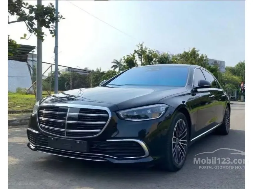 2023 Mercedes-Benz S450L Luxury 4MATIC Sedan
