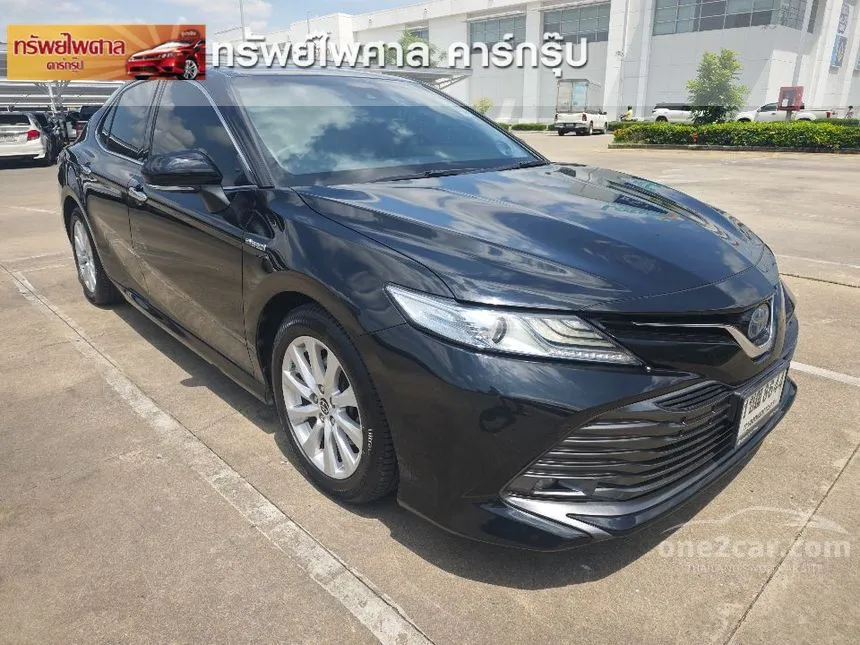2020 Toyota CAMRY Hybrid Premium Sedan