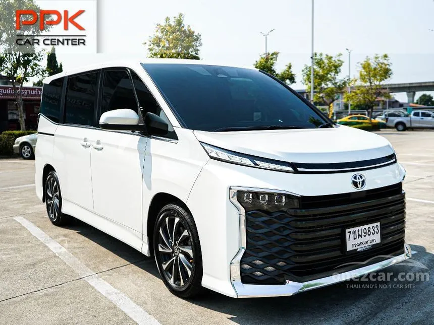 2022 Toyota VOXY SZ Van