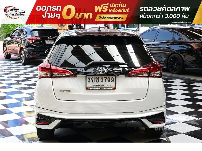 2022 Toyota YARIS Sport Premium Hatchback
