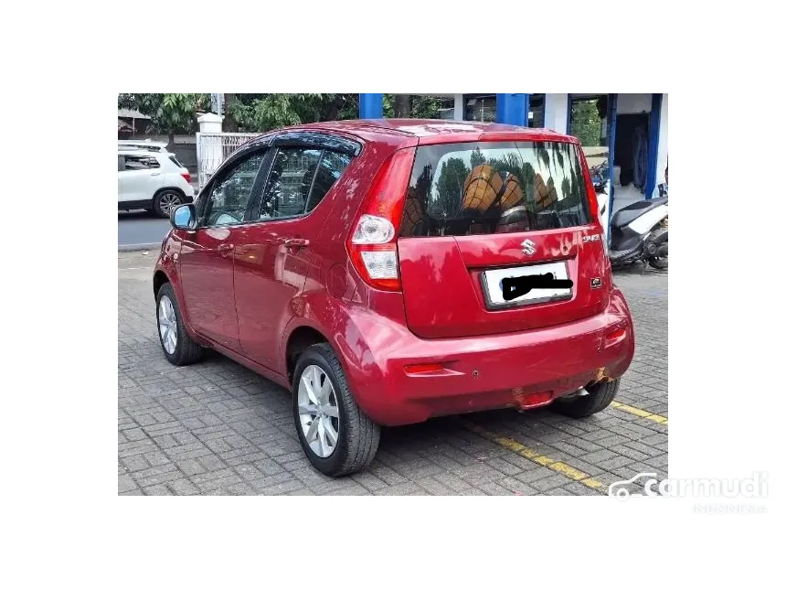 2015 Suzuki Splash Hatchback