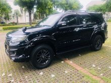 2017 Toyota Fortuner 2.7 (ปี 12-15) V SUV AT