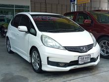 2011 Honda Jazz 1.5 (ปี 08-14) SV i-VTEC Hatchback AT