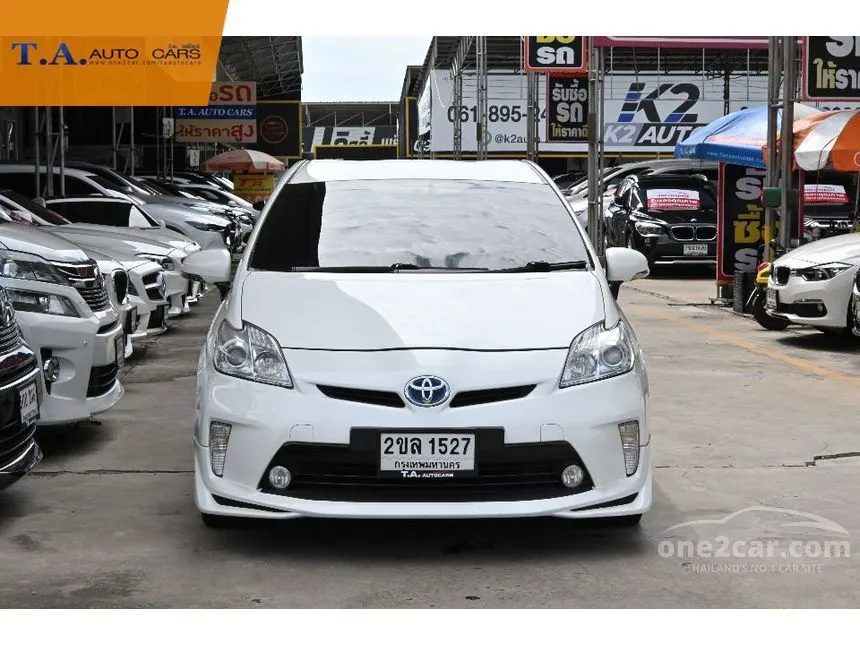 2013 Toyota PRIUS Hybrid TRD Sportivo Hatchback