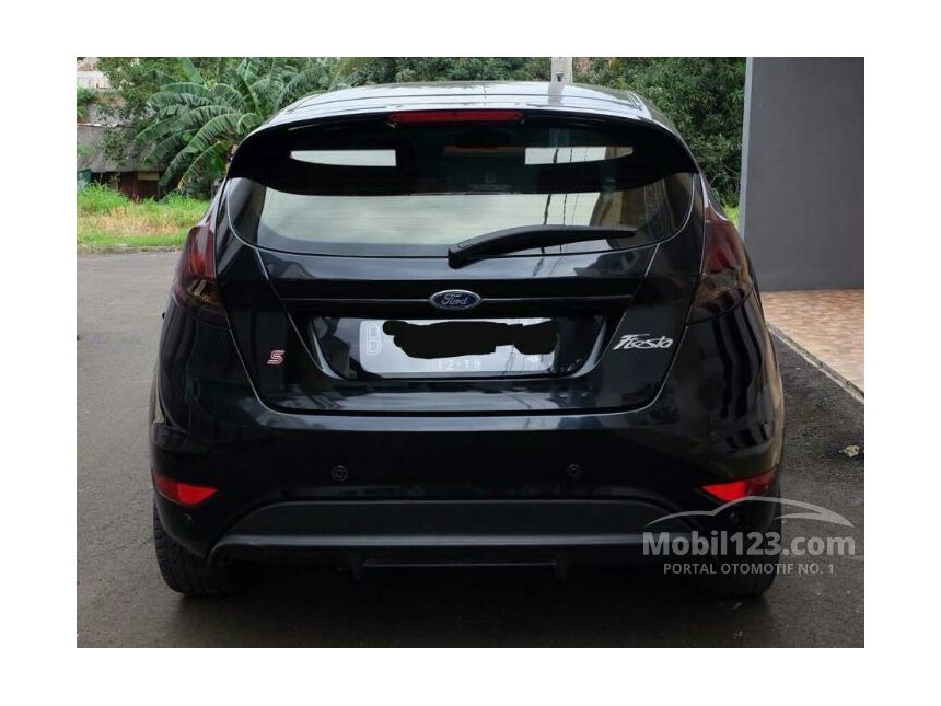 Jual Mobil  Ford  Fiesta  2014  Sport 1 5 di Jawa Barat 