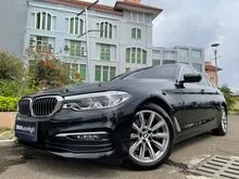 LIke New BMW 520i 2,0 Luxury Sedan G30 2019