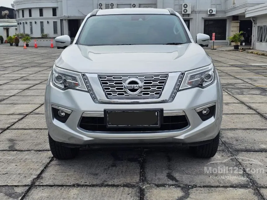 Jual Mobil Nissan Terra 2018 VL 2.5 di DKI Jakarta Automatic Wagon Silver Rp 329.000.000