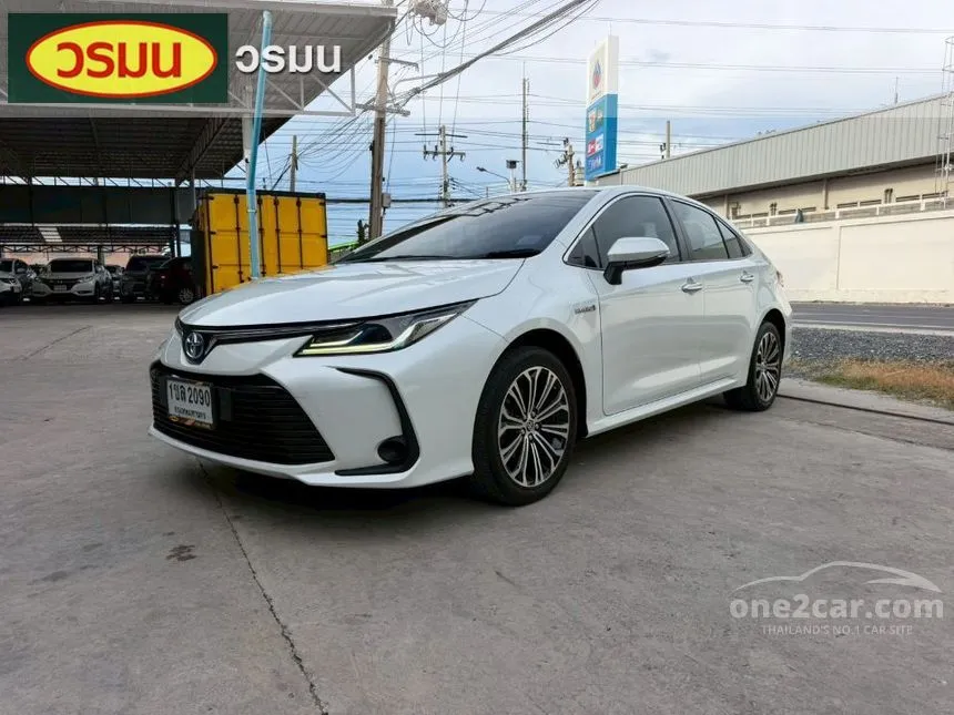 2021 Toyota Corolla Altis Hybrid Mid Sedan