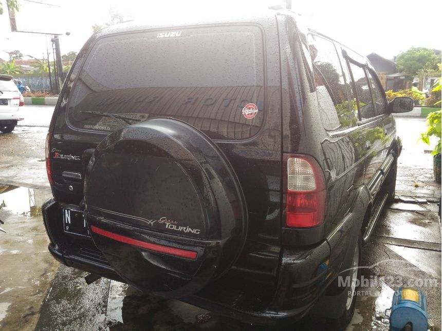 Jual Mobil Isuzu Panther 2010 GRAND TOURING 2 5 di Jawa Jual Mobil Isuzu Panther 2010 GRAND TOURING 2 5 di Jawa