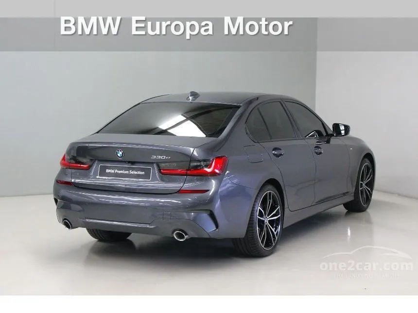 2020 BMW 330e M Sport Sedan