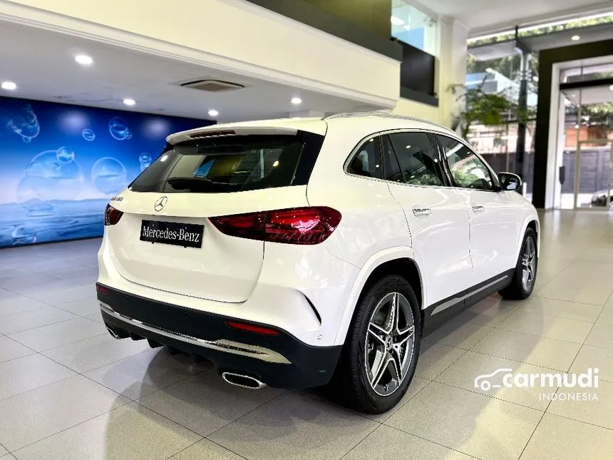 2024 Mercedes-Benz GLA200 AMG Line SUV