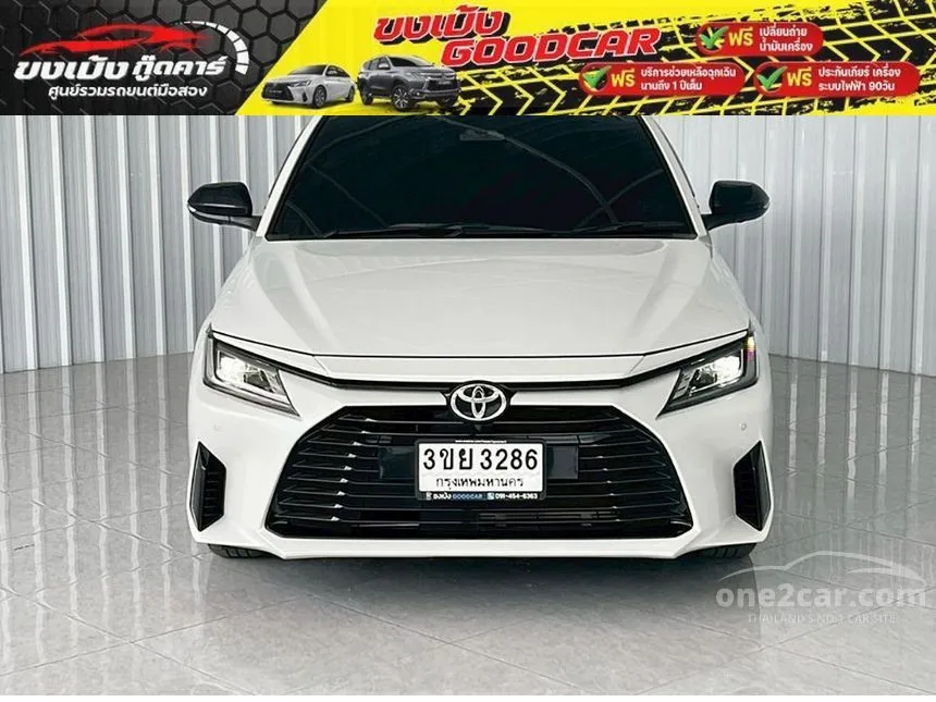 2022 Toyota Yaris Ativ Premium Luxury Sedan