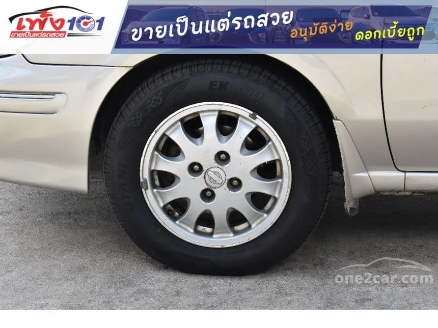 2001 Nissan SUNNY GL Sedan